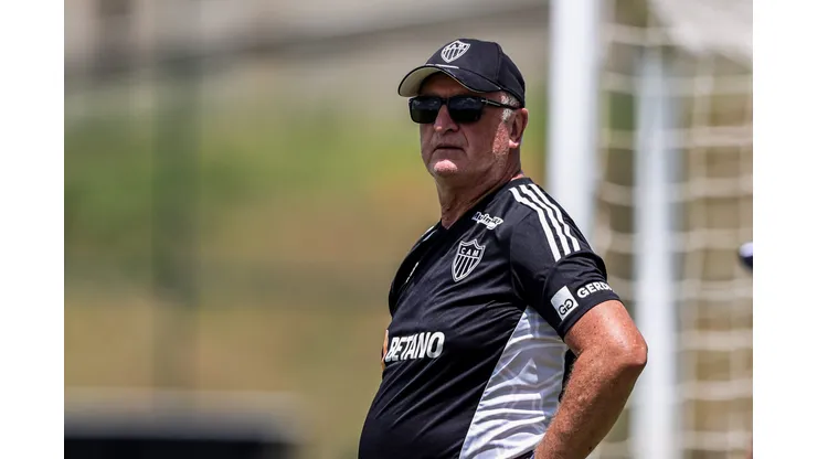 Felipão, técnico do Atlético, durante treino da equipe na Cidade do Galo - Foto: Pedro Souza/CAM