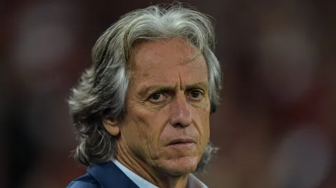 Jorge Jesus pediu a contratação de titular do Mengão