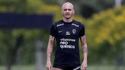 Foto: Rodrigo Coca/Agência Corinthians - Fábio Santos, ex-jogador do Corinthians, comenta sobre chances do Timão ganhar um título em 2024
