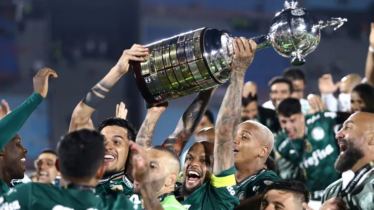 Em 2024, Palmeiras busca tetracampeonato na Libertadores e sorteio da fase de grupos é hoje