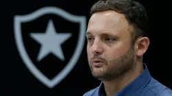 Plano A na mesa! John Textor encontra nome ideal para substituir Mazucco no Botafogo