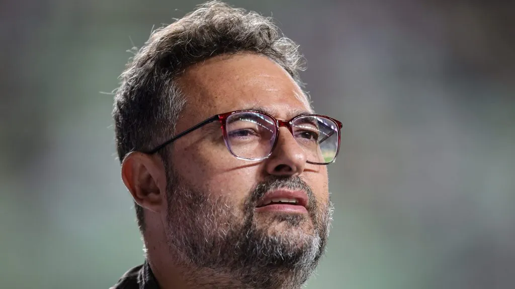 Alexandre Mattos vem trabalhando nos bastidores para reverter situação no vestiário