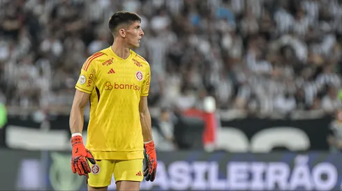 O uruguaio segue com uma lesão na costela