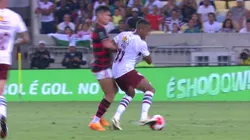 Foto: Reprodução - Gol do Flamengo foi anulado por falta de Luiz Araújo