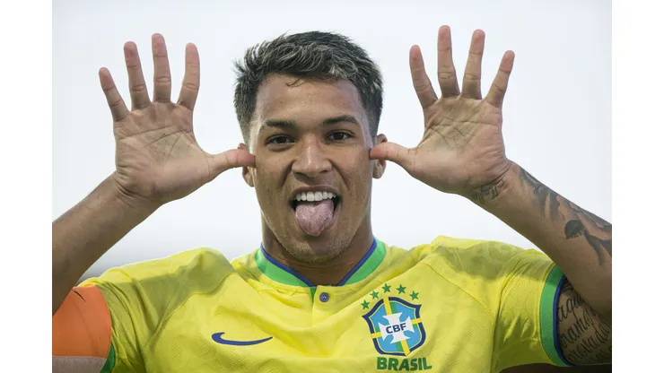 Arsenal quer contratar Menino da Vila