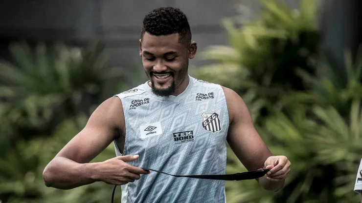 Sabino foi revelado pelo Santos e deixou o clube em 2021 - Foto: Ivan Storti/Santos FC