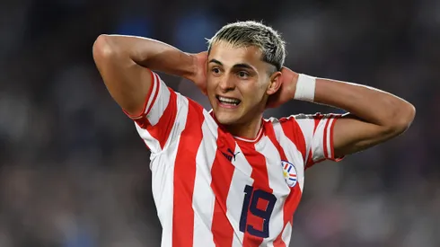 Diretoria do Fla se manifesta sobre Sosa