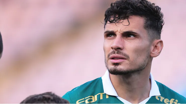 Raphael Veiga tem contrato vigente até dezembro de 2026 e Leila não quer vendê-lo