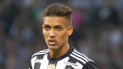 Pedrinho recebeu ligação do Santos