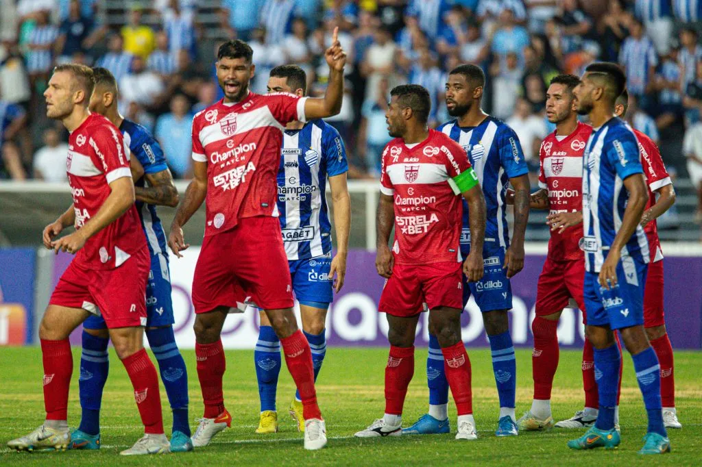 Foto: Celio Junior/AGIF