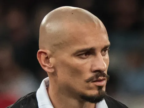 Grêmio bate o martelo sobre contratar Maicon, do Vasco, após zagueiro ser oferecido