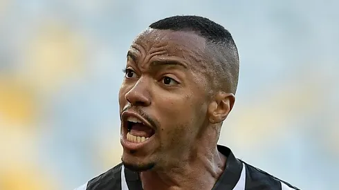 RJ - RIO DE JANEIRO - 03/03/2024 - CARIOCA 2024, FLUMINENSE X BOTAFOGO - Marlon Freitas jogador do Botafogo comemora seu gol durante partida contra o Fluminense no estadio Maracana pelo campeonato Carioca 2024. Foto: Thiago Ribeiro/AGIF