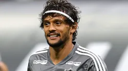 Gustavo Scarpa não se calou ao ser citado em postagem nas redes sociais - Foto: Gilson Lobo/AGIF