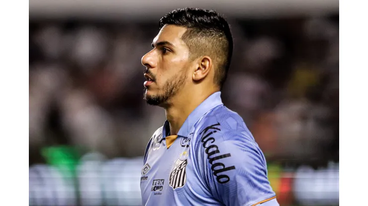 Foto: Reinaldo Campos/AGIF - João Paulo é alvo de clube da Europa e Santos já se precavê no mercad