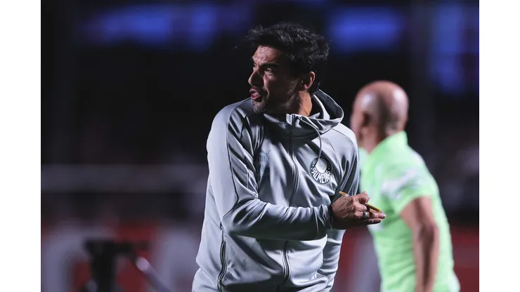 Foto: Ettore Chiereguini/AGIF - Abel não se conforma com acordo do São Paulo com tribunal