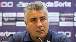 Novo atacante assina com o Santos graças a Alexandre Gallo