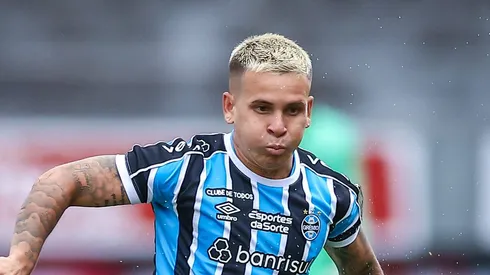 Soteldo vem tendo o tratamento intensificado