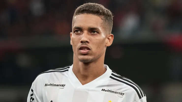 Pedrinho, do Atlético, durante partida contra o Athletico, pela Libertadores 2023 - Foto: Robson Mafra/AGIF