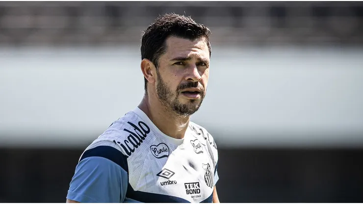 Giuliano é o grande mistério do Peixe após longo tempo afastado por lesão - Fotos: Raul Baretta/ Santos FC