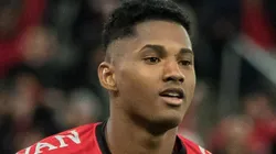 Abner comemora seu gol durante partida contra o Ceara no estadio Arena da Baixada pelo campeonato Brasileiro A 2022.