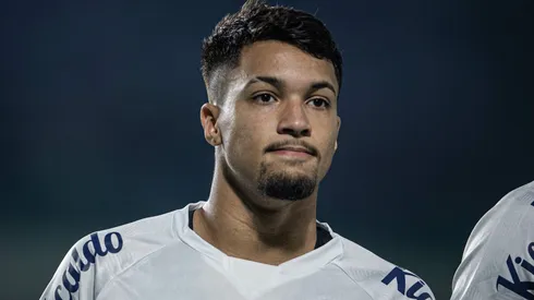 Marcos Leonardo pelo Santos em partida contra o Goiás, pelo Campeonato Brasileiro de 2023, no dia 09/11.