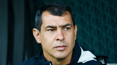 Fábio Carille vem buscando um elenco forte e, por isso, buscou a chegada de um meia