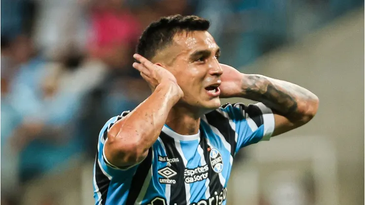 Cristaldo foi decisivo pelo Grêmio. Foto: Maxi Franzoi/AGIF