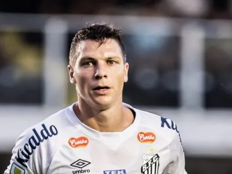 Furch ou Morelos? Carille responde quem vai ser titular nos próximos jogos do Santos