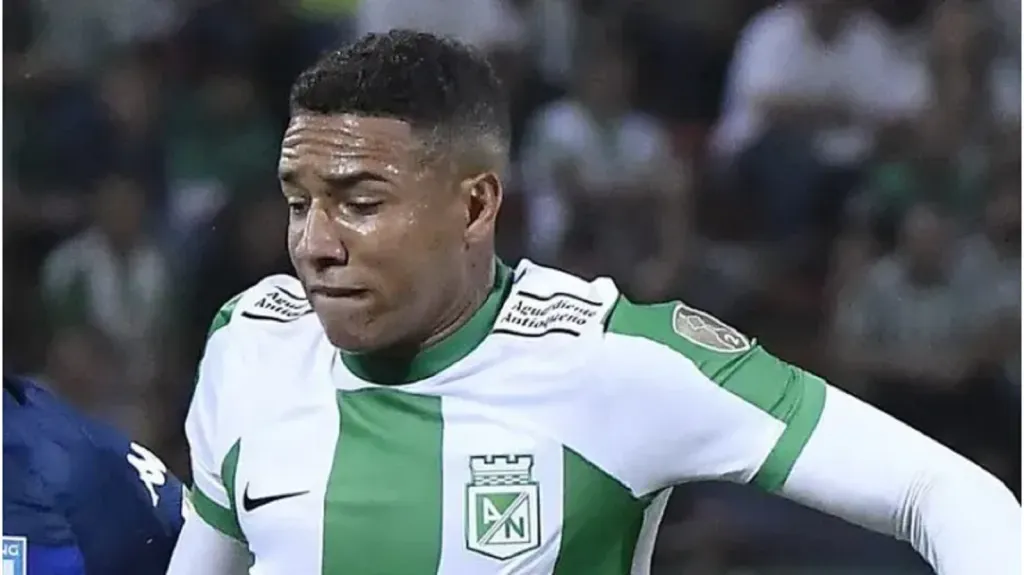 Victor Bagy elogiou a chegada de Brahian Palacios ao Atlético-MG – Foto: Gabriel Aponte/Getty Images