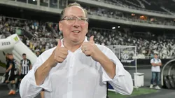 John Textor continua trabalhando nos bastidores do Fogão