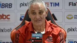 Tite, treinador do Flamengo, concedendo entrevista coletiva, em 2023. Foto: Marcelo Cortes/CRF