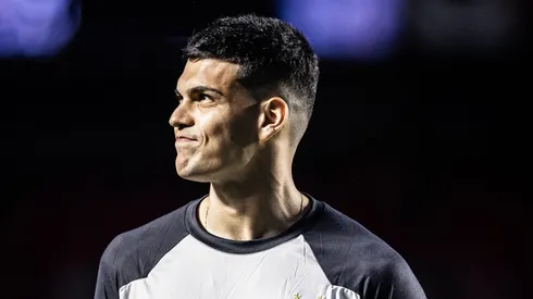 Gabriel Brazão recebe recado de Carille - Foto: Raul Baretta/ Santos FC