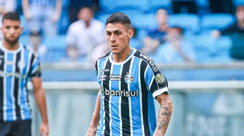 Pavón já marcou três gols com a camisa do Grêmio e vem conquistando o torcedor. Foto: Maxi Franzoi/AGIF