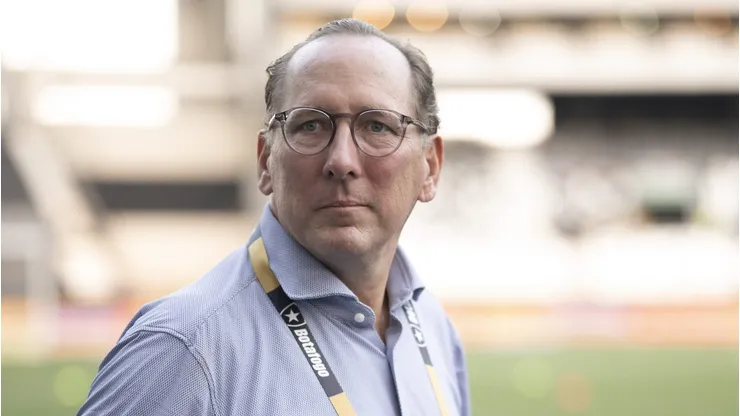 Negociações entre Diego Cerri e Textor esfria e diretor nçai irá ao Botafogo Foto: Jorge Rodrigues/AGIF