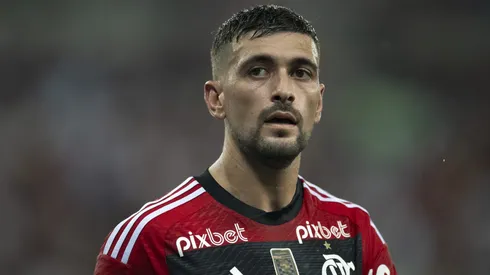 Durante tred nas redes sociais, o meia se rendeu a titular de Abel Ferreira