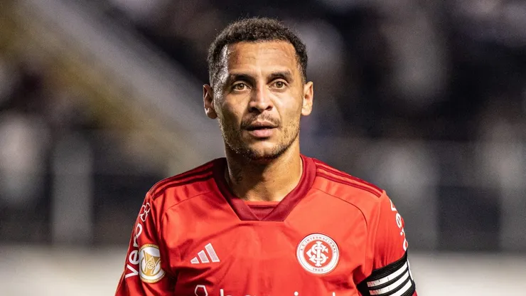 Empresário de Alan Patrick quer resolver situação com o Corinthians - Foto: Abner Dourado/AGIF.