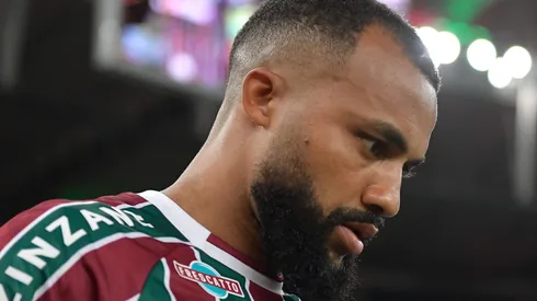 Samuel Xavier virou problema de última hora e Diniz perde uma de suas peças-chave - Foto: Thiago Ribeiro/AGIF