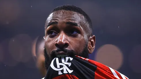 SP – SAO PAULO – 07/10/2023 – BRASILEIRO A 2023, CORINTHIANS X FLAMENGO – Gerson jogador do Flamengo comemora seu gol durante partida contra o Corinthians no estadio Arena Corinthians pelo campeonato Brasileiro A 2023.