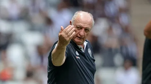 Felipão durante a partida contra o Ipatinga, que carimbou a classificação no Mineiro. Foto: Pedro Souza / Atlético