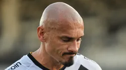 Futuro de Maicon é decidido no Vasco Foto: Thiago Ribeiro/AGIF