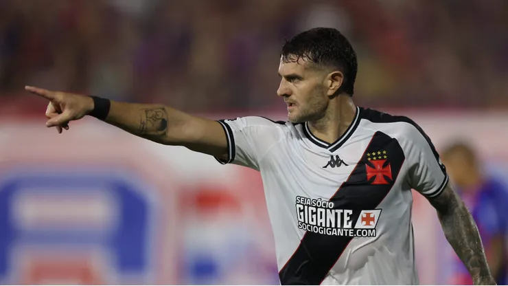 SC - ITAJAI - 27/02/2024 - COPA DO BRASIL 2024, MARCILIO DIAS X VASCO - Veggetti jogador do Vasco comemora seu gol durante partida contra o Marcilio Dias no estadio Hercilio Luz pelo campeonato Copa Do Brasil 2024. Foto: Beno Kuster Nunes/AGIF