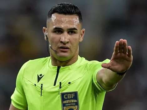 Áudio do VAR no Choque-Rei vaza explicação da decisão de Matheus Candançan