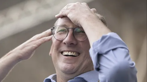 Textor sorrindo pode assinar acordo com o Peixe por zagueiro de altíssimo nível