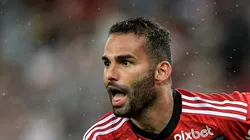 Thiago Maia em partida do Flamengo contra o Maringá.