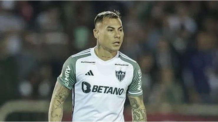 Eduardo Vargas jogando pelo Atlético Mineiro. O jogador chileno tem proposta para ser emprestado ao Fortaleza. Foto: Pedro Souza / Atlético