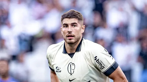 Pedro Raul no momento do gol marcado. Foto: Leonardo Lima/AGIF