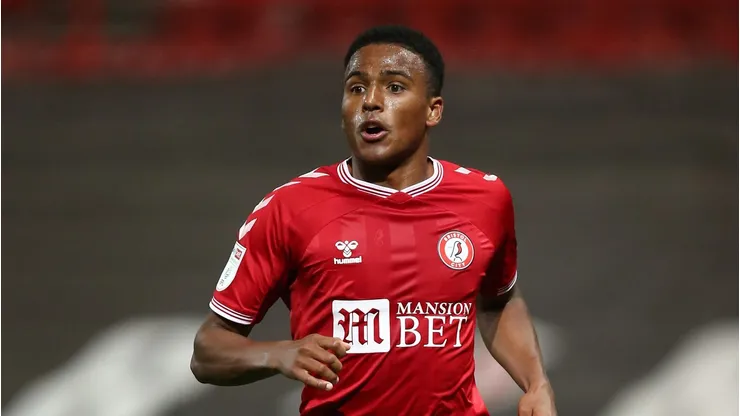 Niclas Eliasson em ação prlo Bristol City, na Inglaterra - Foto: Pete Norto