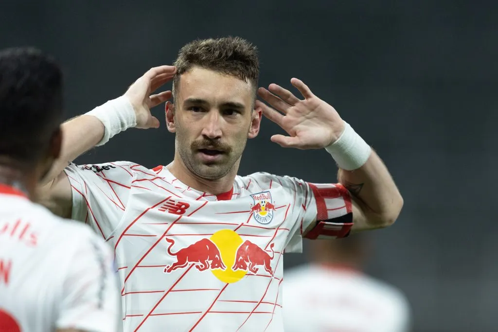 Léo Ortiz em partida do Red Bull Bragantino contra o América/MG, pela Copa Sul-Americana no dia 10/08/2023.