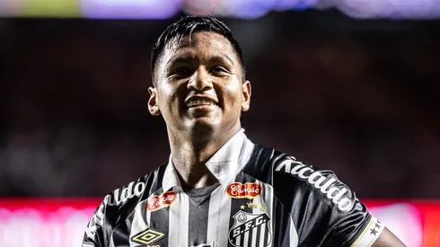 Morelos comemorando gol do Peixe no Morumbis. Foto: Raul Baretta/ Santos FC