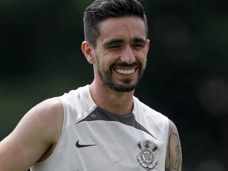 Igor Coronado recebe aviso sobre estreia e faz torcida do Corinthians deixar Rojas para trás
